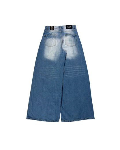 Cloud Fade – Super Wide-Leg Washed Denim